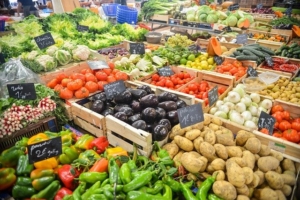 The weekly market in Haidhausen offers a variety of fresh and regional vegetables